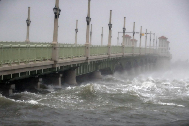 This coastal bridge at St Augustine, in north-coastal Florida, feels the force of Hurricane Matthew as it passes offshore on 7 October. PHOTO Minneapolis Star Tribune